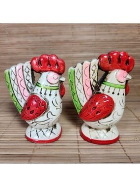 Vintage Rooster Salt and Pepper Shakers Made in Japan Country Farmhouse Cottage